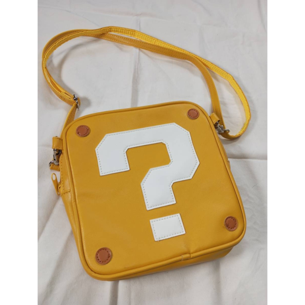 【正版現貨】大阪環球影城 瑪利歐園區 問號箱拉鍊斜揹包 單肩包 痛包 娃包 USJ Mario♡萌獸動物園♡-細節圖4