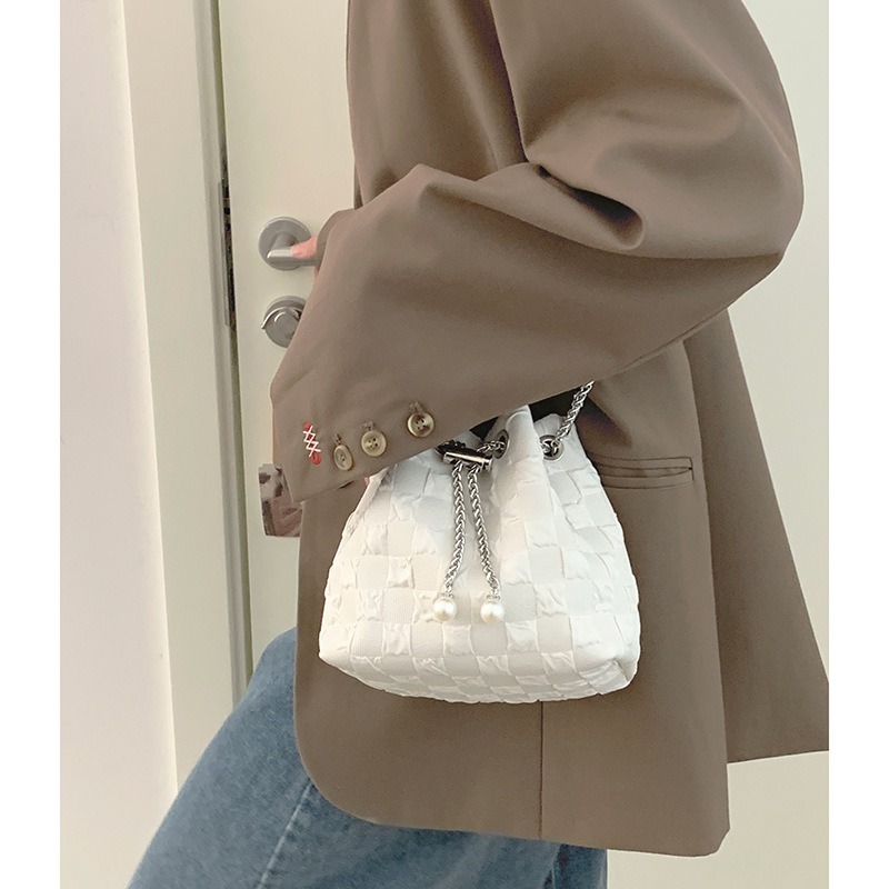 【TIDE.EF】 包包 單肩包 側背包 肩背包 斜背包 半月包 包包女 手機包 垃圾袋包包 链条托特包手提水桶包包-細節圖3