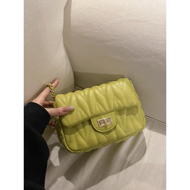 【TIDE.EF】 包包 單肩包 側背包 肩背包 斜背包 半月包 包包女 手機包 垃圾袋包包 链条托特包 尚菱格链条包-細節圖4