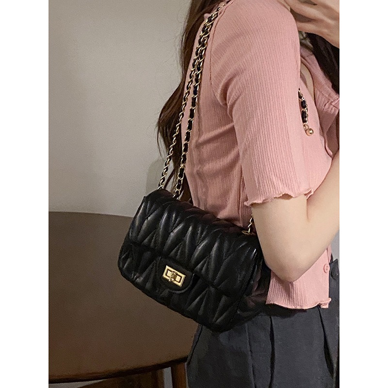 【TIDE.EF】 包包 單肩包 側背包 肩背包 斜背包 半月包 包包女 手機包 垃圾袋包包 链条托特包 尚菱格链条包-細節圖5