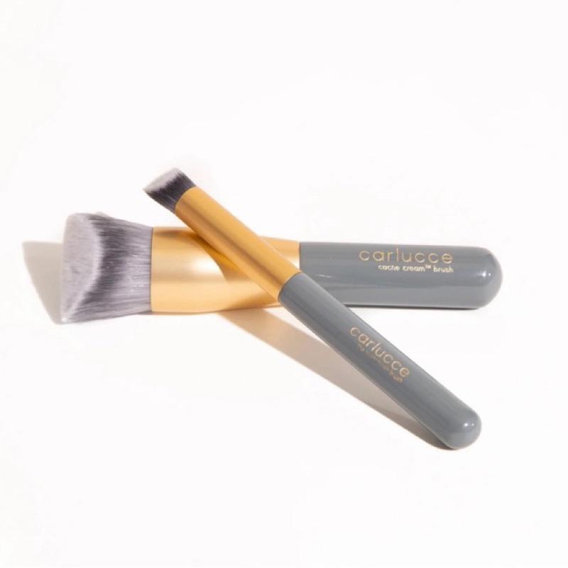 現貨 美國Carlucce刷子化妝刷兩隻組合超值套裝粉底刷底妝刷眼影刷遮瑕刷具-細節圖2