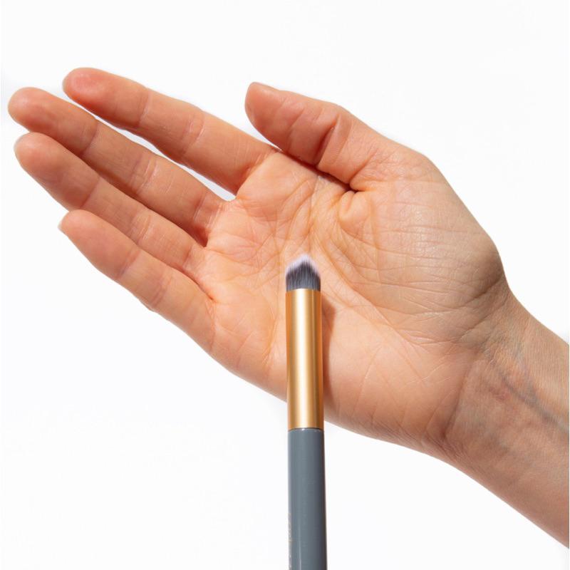 現貨 美國Carlucce刷子化妝刷兩隻組合超值套裝粉底刷底妝刷眼影刷遮瑕刷具-細節圖3