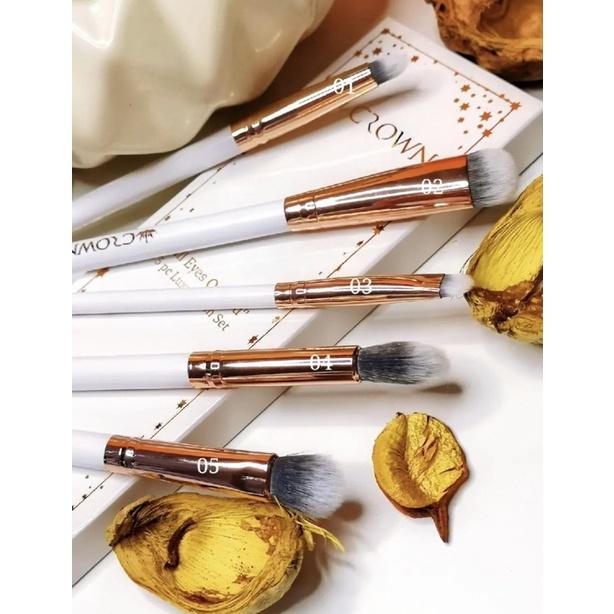 現貨 美國🇺🇸CROWN 眼部刷具 5件組套裝all eyes on you brush set眼影刷 暈染刷子 化妝刷-細節圖4