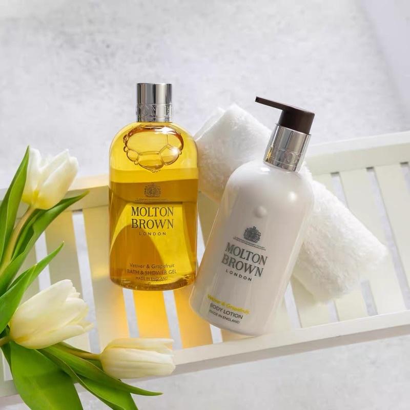 現貨英國Molton Brown摩頓布朗香根草葡萄柚香氛沐浴露沐浴乳沐浴膠100ml生薑百合野薑花陽光下的柑橘和香根草-細節圖3
