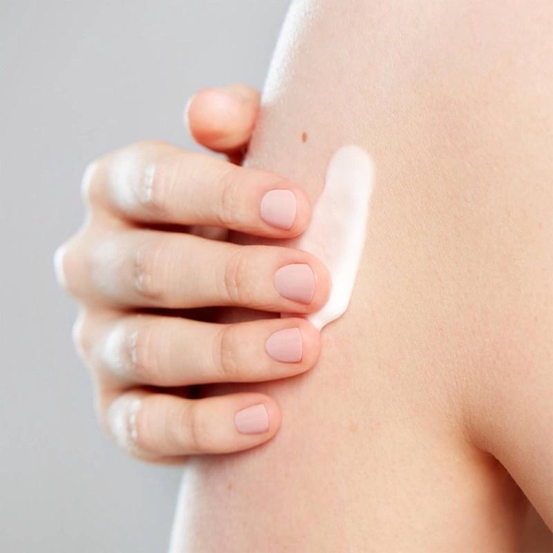 現貨英國✨新包裝超大Ameliorate煥膚身體磨砂膏去角質500ml 沐浴乳撫平肌膚乳液毛孔角化保濕滋潤潤澤沐浴露-細節圖9