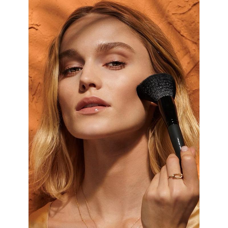 美國代購現貨 BareMinerals Supreme Finisher 柔焦蜜粉刷 化妝刷 修容蜜粉刷 專業刷具-細節圖3