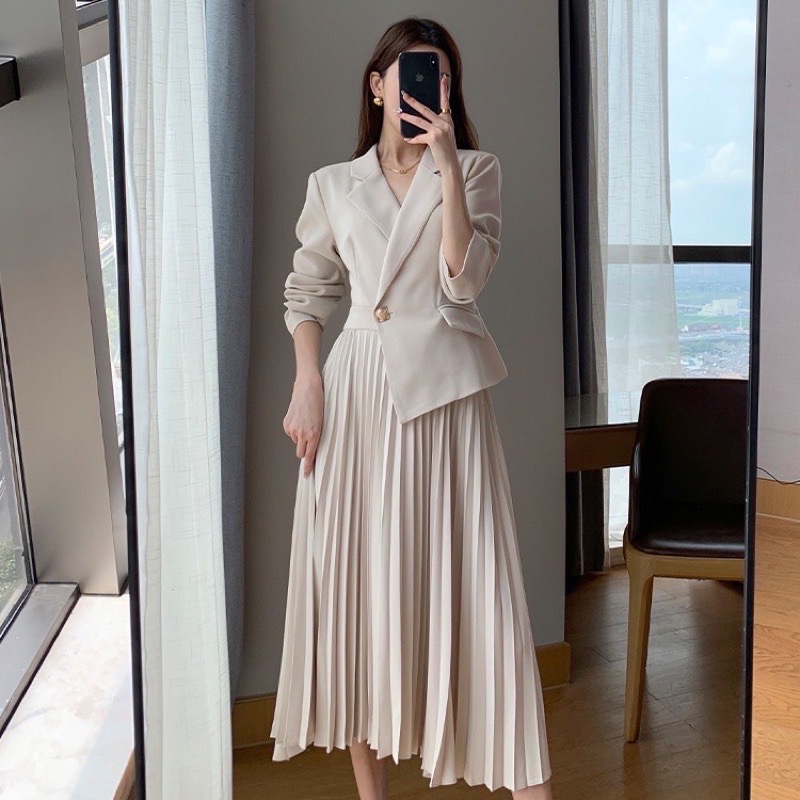 La Maison 法式優雅西裝翻領一粒釦腰帶百褶長袖洋裝-細節圖4