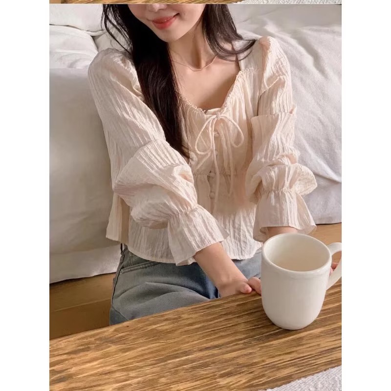 La Maison 柔美浪漫桃心領排扣雕花綁帶褶皺長袖襯衫-細節圖5