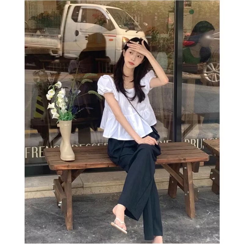 La Maison 法式甜美方領寬鬆娃娃傘襬泡泡袖襯衫上衣-細節圖3
