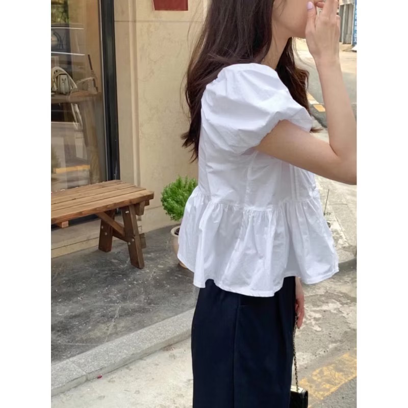 La Maison 法式甜美方領寬鬆娃娃傘襬泡泡袖襯衫上衣-細節圖4