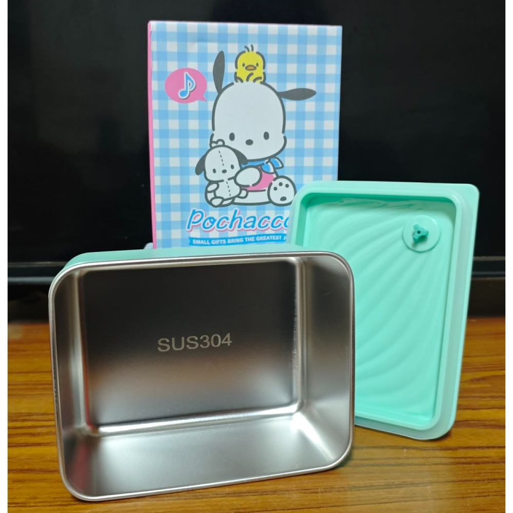 《周邊》【現貨】特賣 正版 台灣代理版 三麗鷗 Sanrio 帕恰狗 Pochacco 不鏽鋼 便當盒 600ml-細節圖3