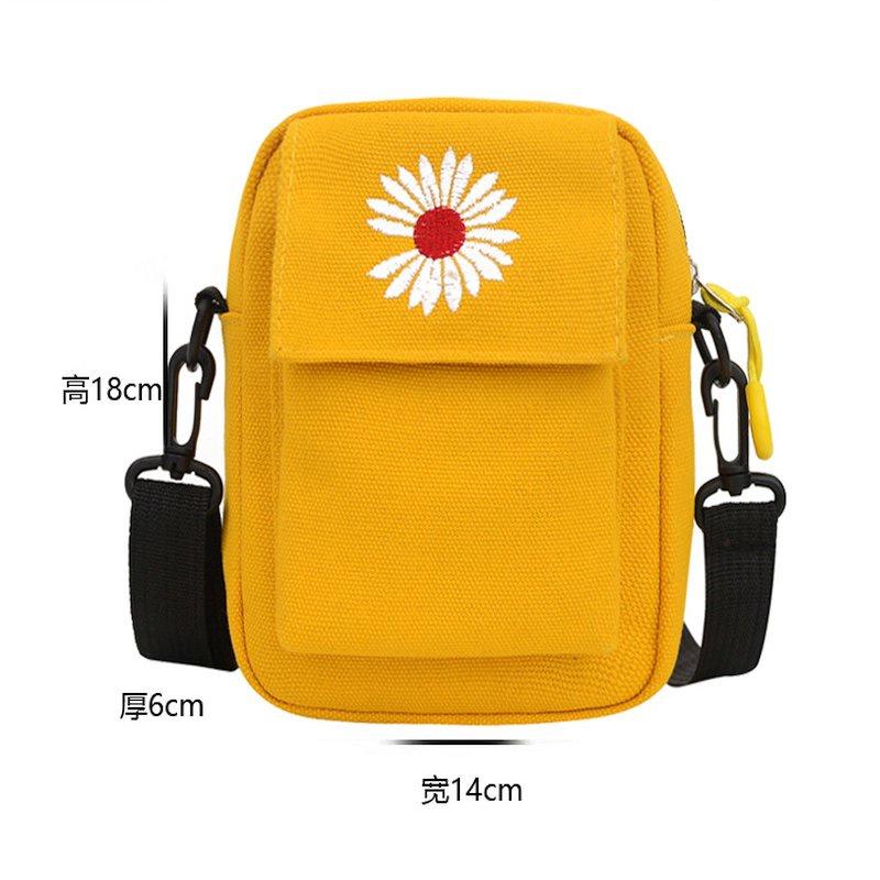 🎀【現貨+發票】韓國INS超火帆布包復古個性百搭休閒運動嘻哈少女文藝小雛菊迷你小包小方包手機包學生單肩斜跨包側背包斜背包-細節圖9