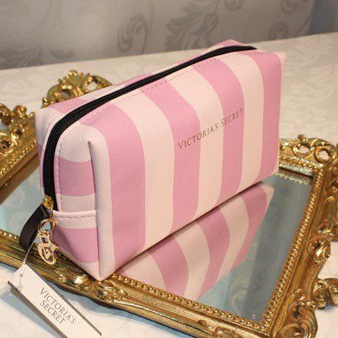 🎀【現貨+發票】韓版新款粉色條紋半圓化妝包手拿包手機包隨身收納包洗漱包盥洗包過夜包萬用包筆袋隨身包筆刷包小物包零錢包-細節圖2
