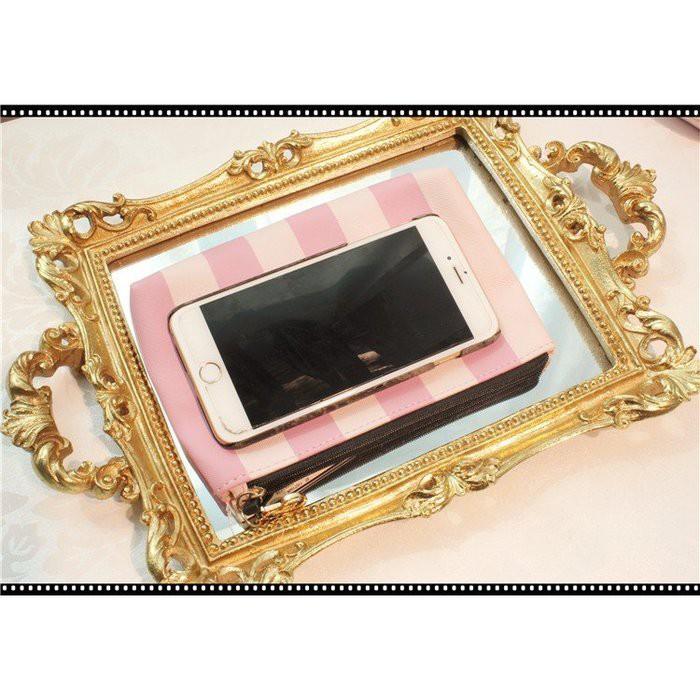 🎀【現貨+發票】韓版新款粉色條紋半圓化妝包手拿包手機包隨身收納包洗漱包盥洗包過夜包萬用包筆袋隨身包筆刷包小物包零錢包-細節圖9