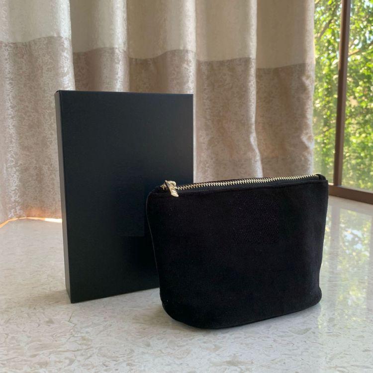 🎀【現貨+發票】素色純色絲絨化妝包立體甜美化妝包大容量手拿包手機包筆袋萬用包毛絨筆袋大容量收納袋筆刷包收納包鉛筆盒-細節圖2