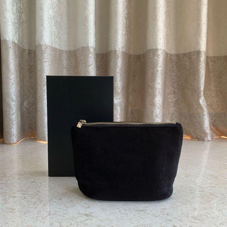 🎀【現貨+發票】素色純色絲絨化妝包立體甜美化妝包大容量手拿包手機包筆袋萬用包毛絨筆袋大容量收納袋筆刷包收納包鉛筆盒-細節圖3