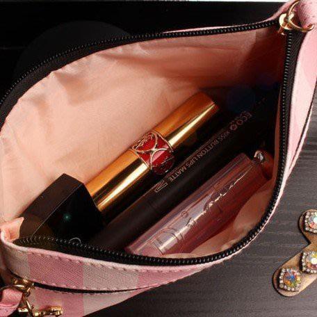 🎀【現貨+發票】韓版新款粉色條紋PU化妝包手拿包手機包隨身收納包洗漱包盥洗包過夜包萬用包筆袋隨身包筆刷包小物包零錢包-細節圖3