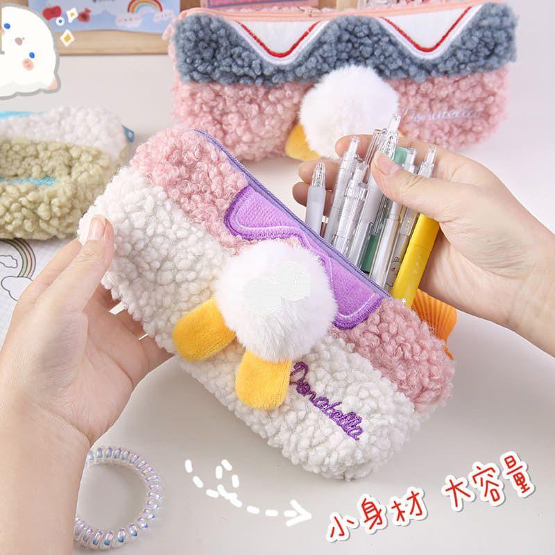 🎀【現貨+發票】韓版新款INS超火可愛胖嘟嘟鴨鴨大屁屁鴨子屁屁鴨屁股鴨子包毛茸茸毛絨絨大容量絨毛羊羔毛筆袋收納袋鉛筆盒-細節圖3