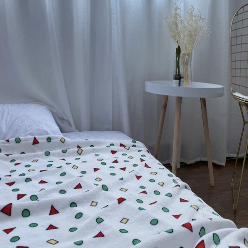 🎀【現貨+發票】蠟筆小新睡衣毛毯小新同款 INS超火紅爆款蠟筆小新毯子空調毯子 毯子被子 毛毯 法蘭絨珊瑚絨毯情人節禮物-細節圖9