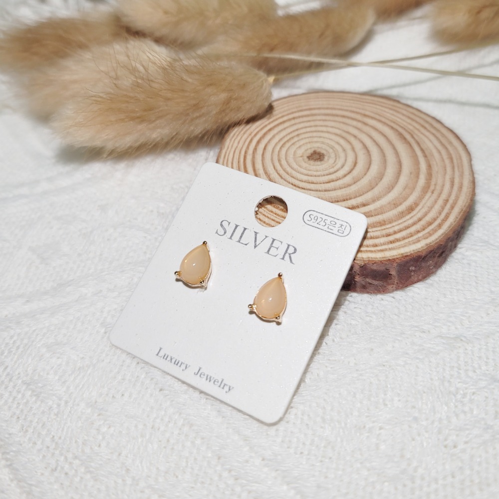 【Titan 鈦鋼針。韓國手工耳環 # TM04】-細節圖2