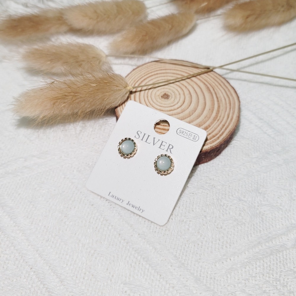 【Titan 鈦鋼針。韓國手工耳環 # TM01】-細節圖2