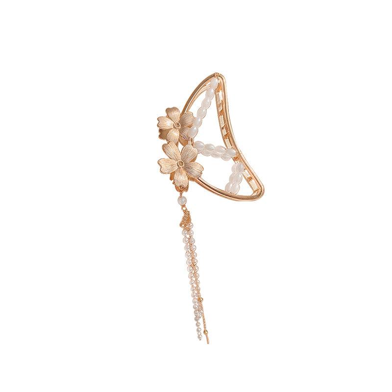 髮夾 髮飾 鯊魚夾 韓版 小橙子🍊 金屬 流蘇 珍珠髮夾 後腦勺大號抓夾 氣質鯊魚夾 韓國 頭飾 流蘇夾 氣質古典-細節圖5