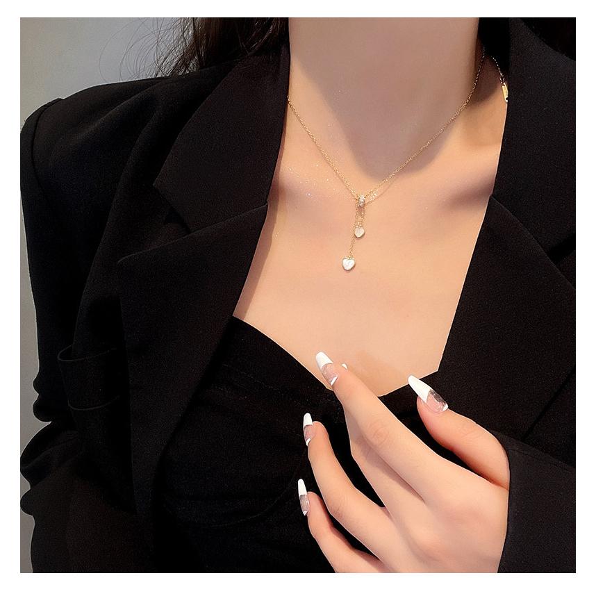 項鏈 頸鍊 韓版 鈦鋼 小橙子🍊 設計感 流蘇 雙愛心 項鍊 女網紅同款 個性氣質 桃心吊墜 鎖骨鏈 頸項鍊女 短項鍊女-細節圖3