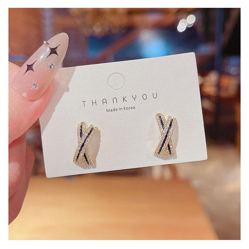 耳環 耳釘 耳飾 耳針 小橙子🍊 台灣現貨 S925銀 韓版 長款 黑色 蝴蝶 耳環 百搭 氣質 東大門 耳飾品網紅爆款-細節圖3