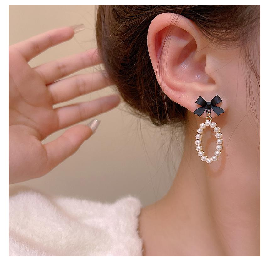 耳環 耳釘 耳飾 耳針 小橙子🍊 台灣現貨 S925銀 銀針 韓版新款 蝴蝶 簡約 氣質 時尚 珍珠 鑲鑽 百搭 小紅書-細節圖3