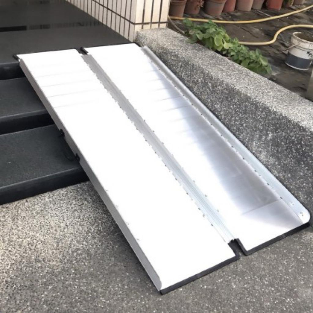 ❰免運❱ 斜坡板專家 鋁合金 左右折疊式斜坡板 SGS認證 輕量質硬 台灣製造 工廠直營 斜坡板-細節圖9