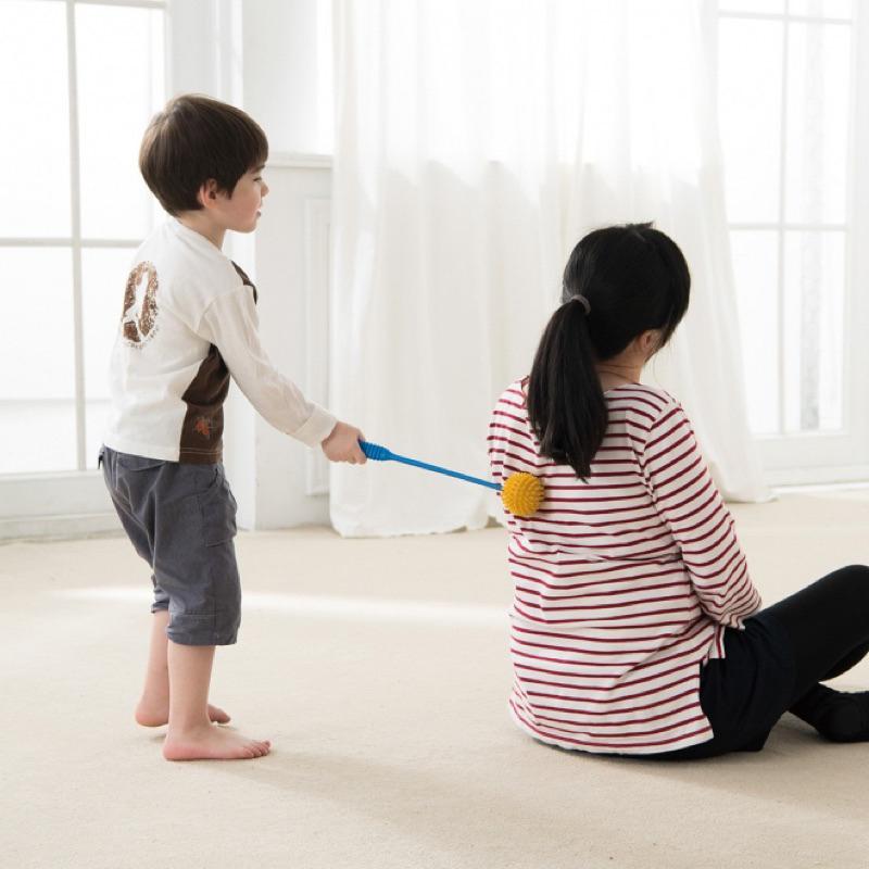 ❰免運❱ Weplay 觸覺棒 7cm球 台灣製造 捶打按摩 運動器材 復健器材 觸覺刺激 平衡訓練 幼教銀髮 舒緩減壓-細節圖3