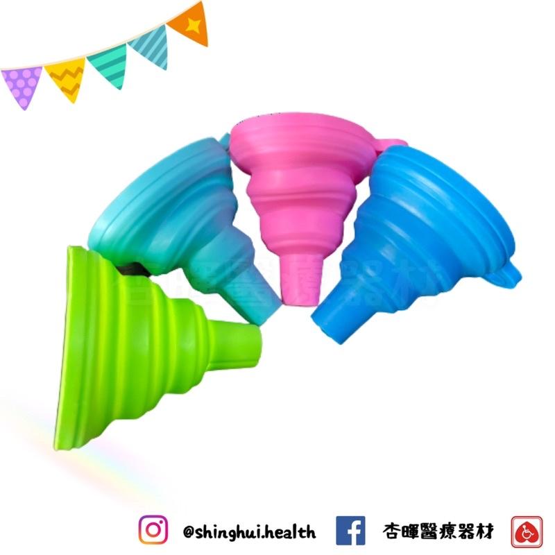 ❰台灣現貨❱ 折疊漏斗 矽膠漏斗 漏斗 迷你 分裝 隨身攜帶 摺疊 桶裝酒精 4公升 500ml 酒精 便攜-細節圖3