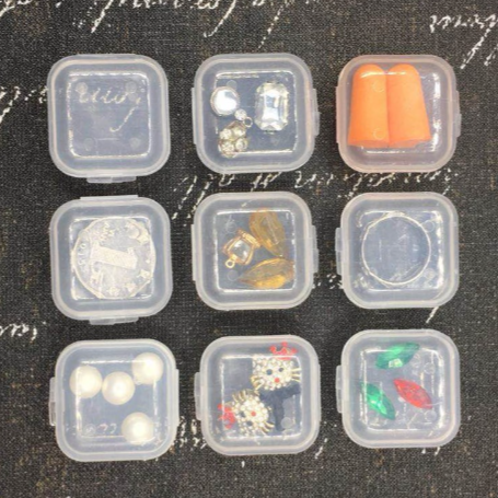 【平價用品】 藥盒 微型收納盒 飾品收納盒 耳塞盒 耳塞收納盒 收納盒 小盒子 透明盒 防塵盒 耳環收納盒 零件盒 便攜-細節圖2
