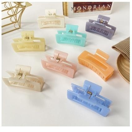 【平價用品】 大髮夾 鯊魚夾 抓夾 大怪夾 韓版 髮飾 髮夾 盤髮 果凍色 大鯊魚夾 長方形縷空鯊魚夾 日韓 INS-細節圖3