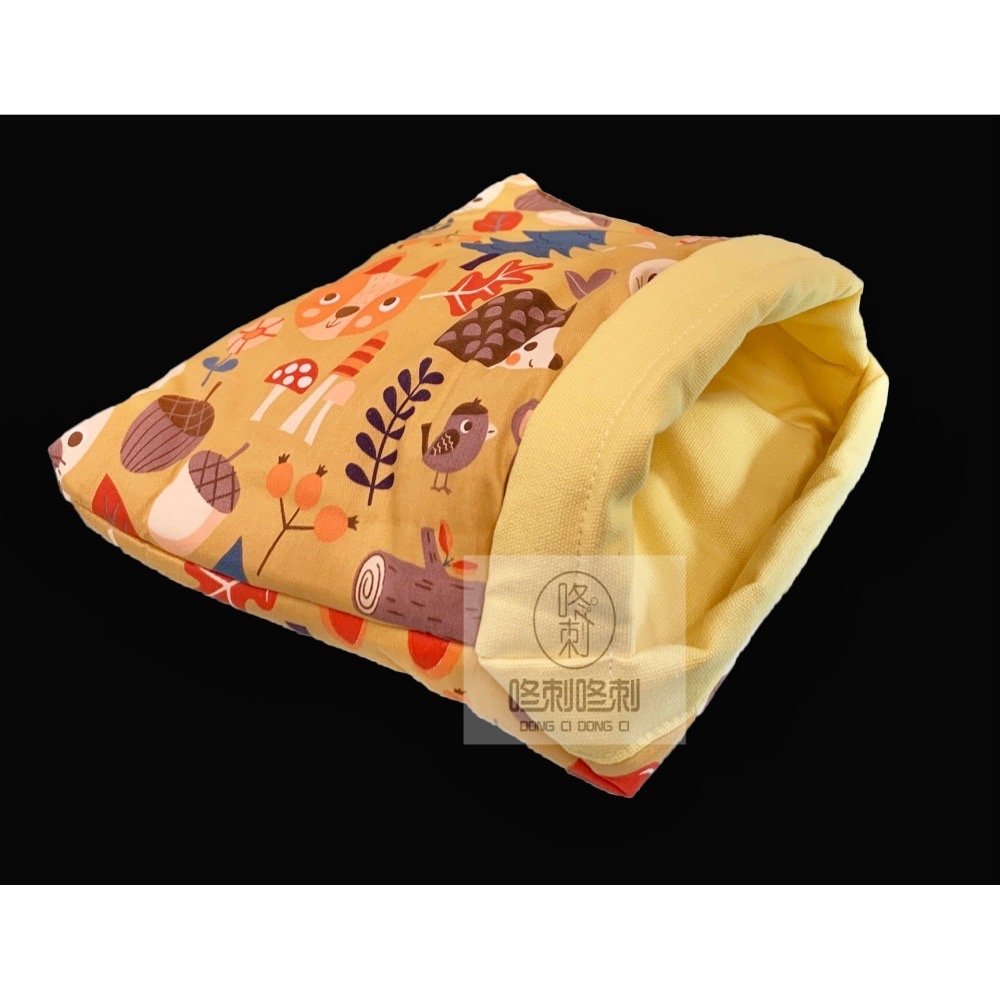 現貨 刺蝟花布-大地黃