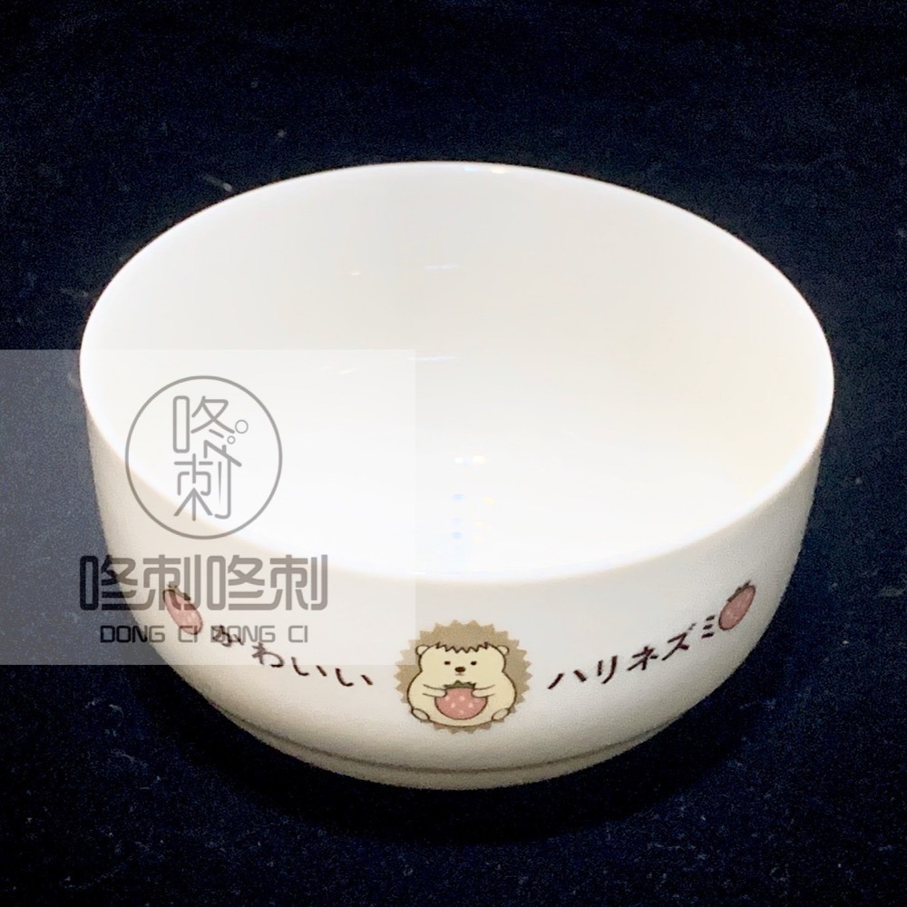 咚刺咚刺 刺蝟 蜜袋鼯 鼠鼠 斜口 防翻 陶瓷食盆 瓷碗 三角碗 草莓碗 倉鼠 黃金鼠-細節圖3