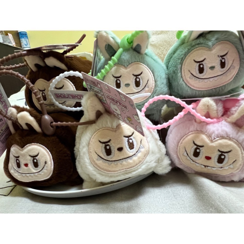 全新品👛超夯超可愛LABUBU多色絨毛小錢包小錢包零錢包可裝airpods pro耳機