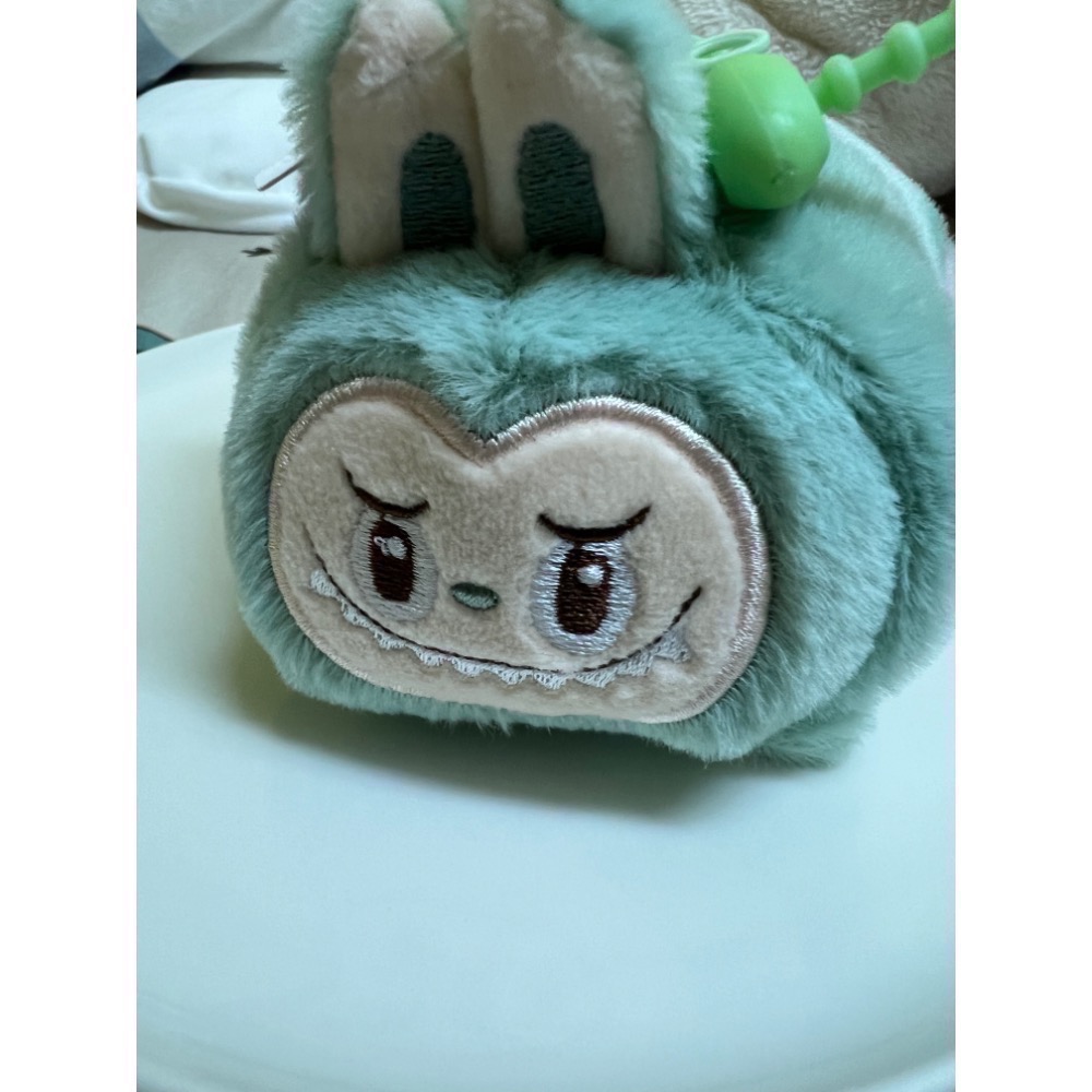 全新品👛超夯超可愛LABUBU多色絨毛小錢包小錢包零錢包可裝airpods pro耳機-細節圖5