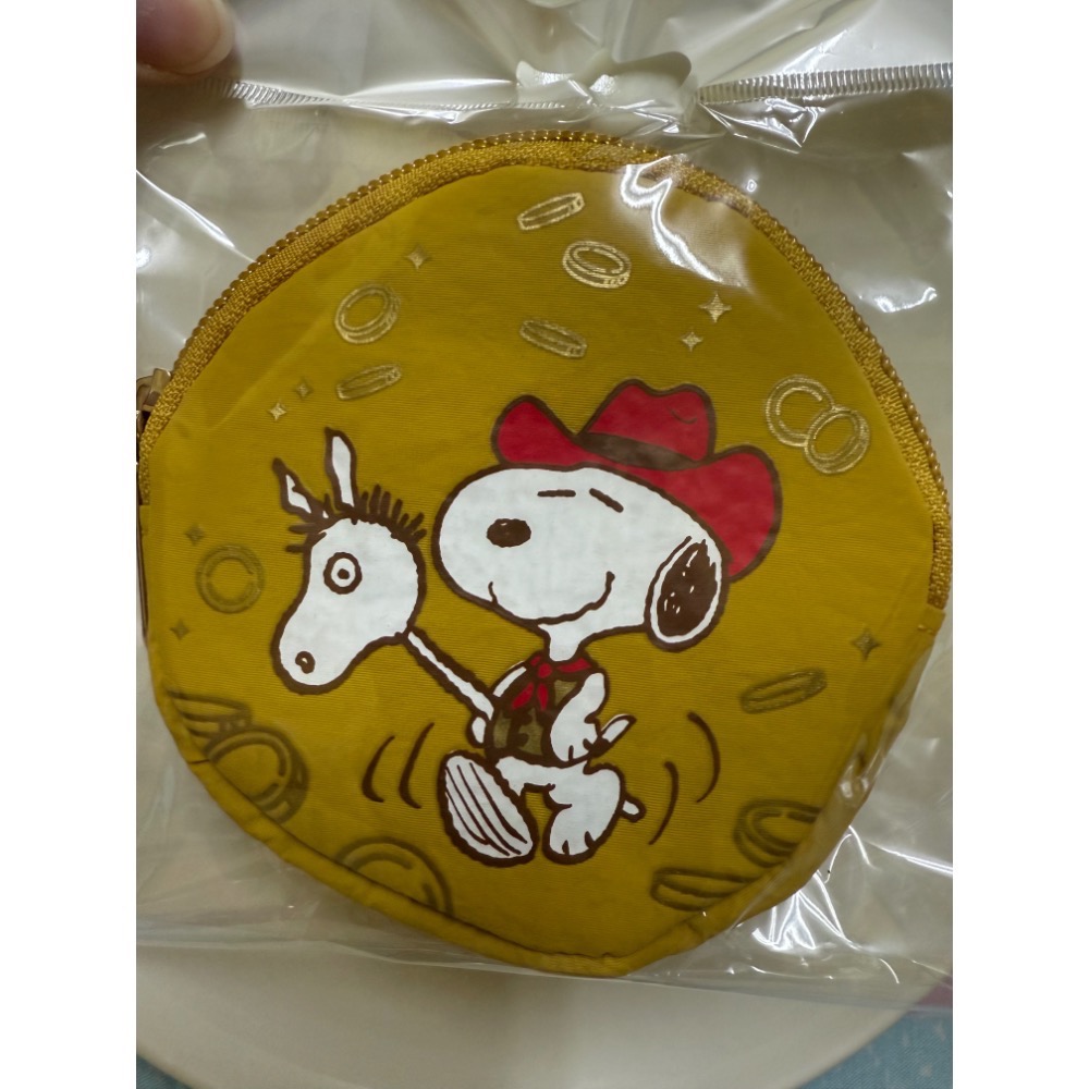 全新品🥜 7-11 Peanuts 金馬開運 馬年限定 史努比 雙層零錢包奶茶色、圓形零錢包、耳機包-細節圖4