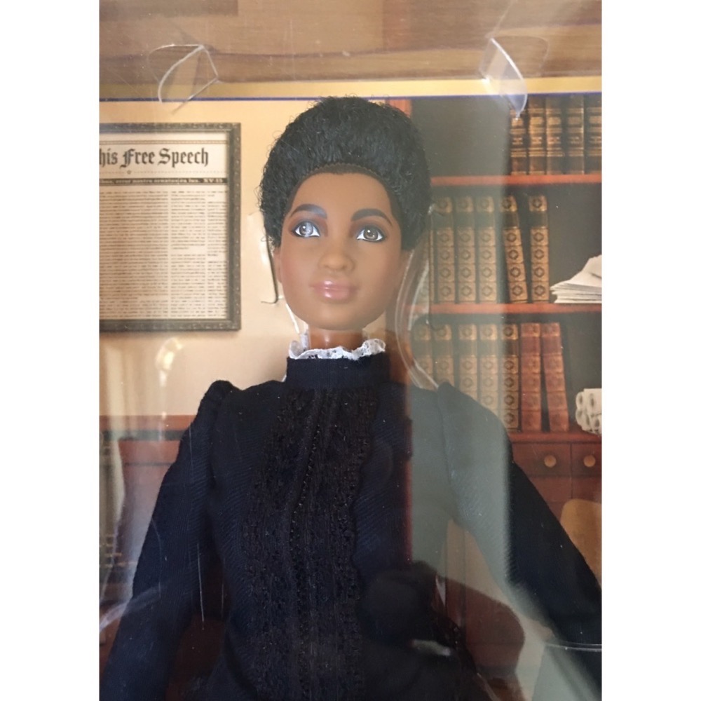 芭比娃娃－Ida B. Wells Barbie Doll，優惠價1250元不含郵-細節圖2