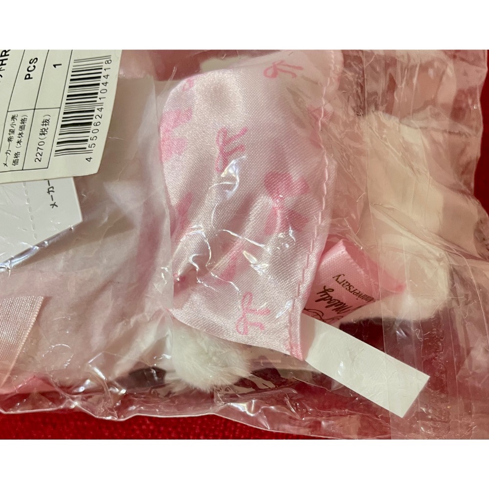 奶油點心兔：美樂蒂50th生日粉色緞帶🎀吊飾娃娃-細節圖2