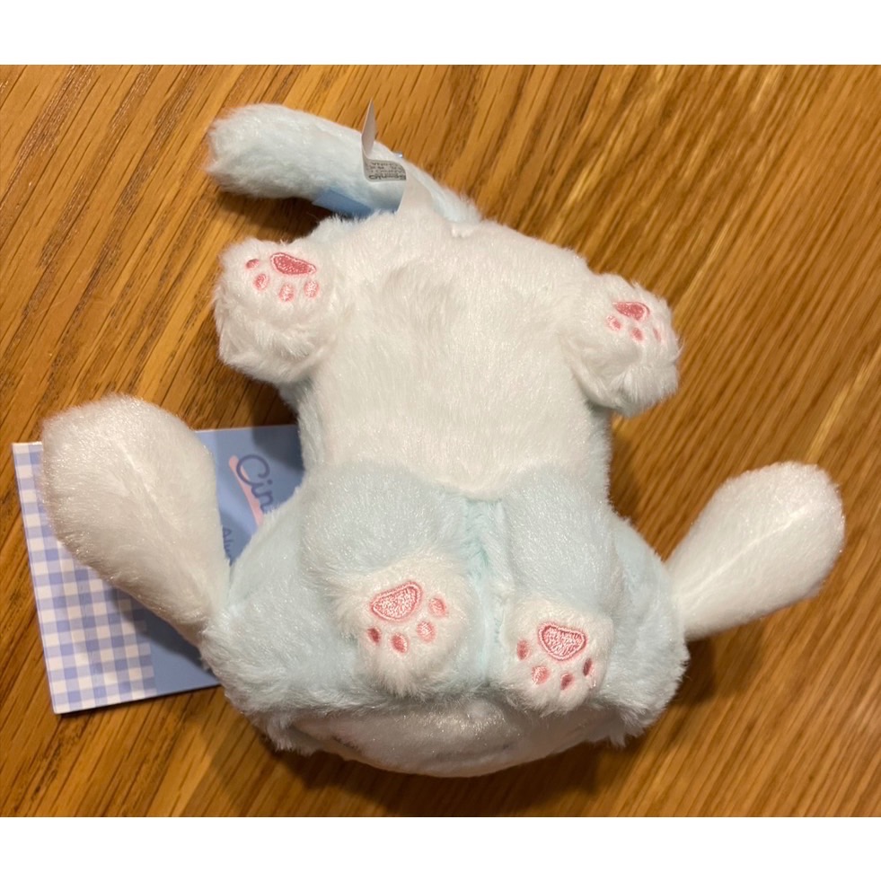 奶油點心兔：Sanrio 來我家看貓系列，藍色貓咪造型大耳狗絨毛娃娃、玩偶吊飾~2024年-細節圖2