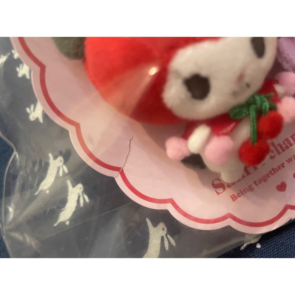 奶油點心兔：2022年絕版櫻桃系列，酷洛米、巴庫別針吊飾娃，庫洛米/Kuromi-細節圖4