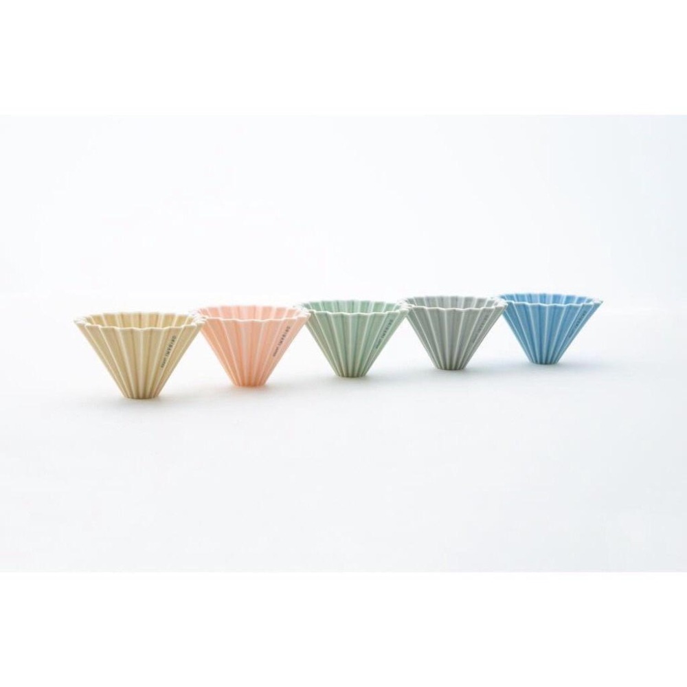 ORIGAMI 陶瓷 摺紙濾杯 新款霧色 V型 錐形 波浪型可用 含木座 S/M 第二代 日本製『歐力咖啡』-細節圖2