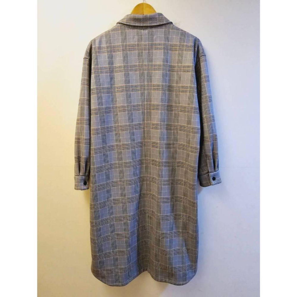 關注折價 近全新【ZARA】長版高質感格紋襯衫式外套 畫家外套-細節圖4