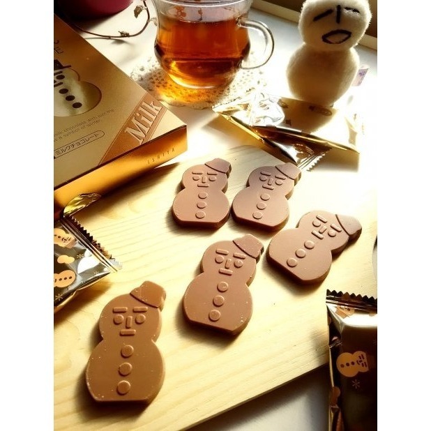 Ariel Wish日本北海道白色戀人Ishiya石屋製菓冬季限定限量版雪人白巧克力/牛奶巧克力18入禮盒-兩款現貨各一-細節圖2