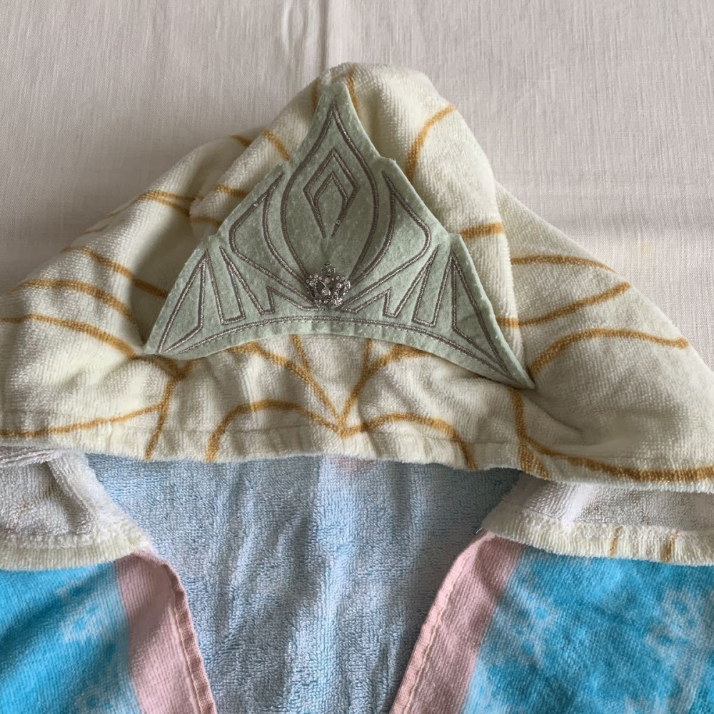 ArielWish日本東京迪士尼Disney冰雪奇緣艾莎Elsa連帽式浴巾-細節圖4