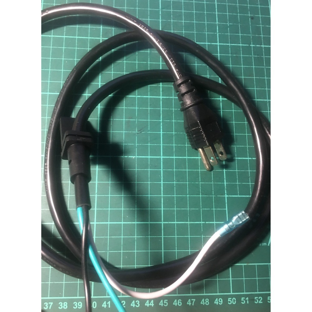 電源線