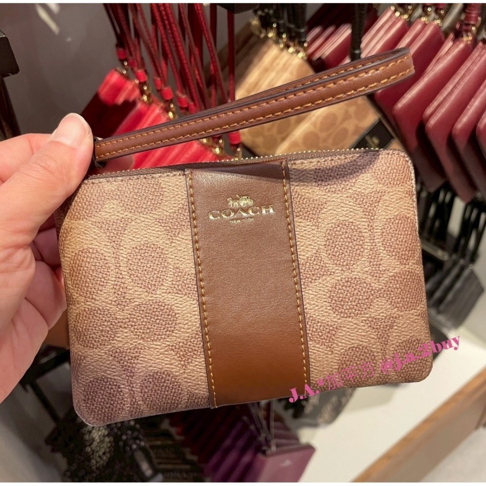 🍁J.A.²加平方 🇨🇦代購🍁Coach單層手拿包 ❗️現貨+預購‼️-細節圖5