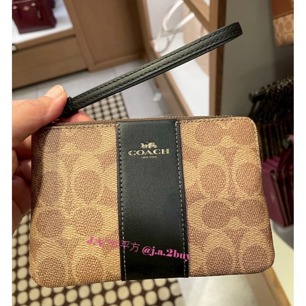 🍁J.A.²加平方 🇨🇦代購🍁Coach單層手拿包 ❗️現貨+預購‼️-細節圖7